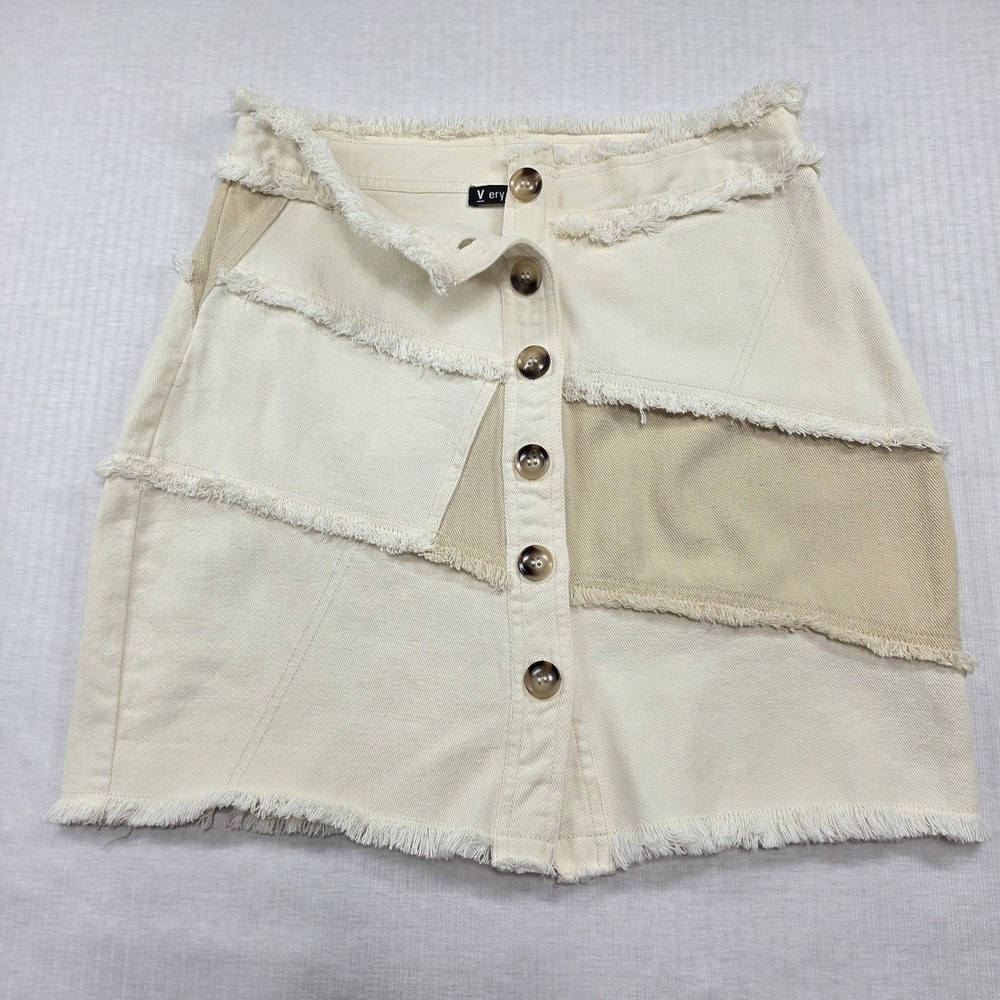 Very J Beige Denim Fray Raw Hem Button Front Mini Skirt Size M Coastal Cowgirl